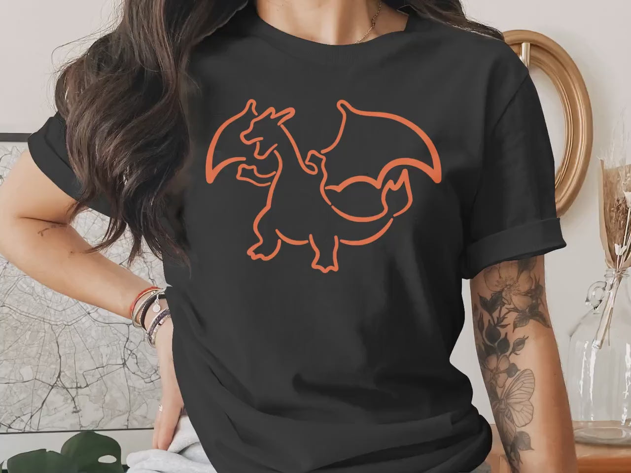 Charizard Outline Gamer Gift T-Shirt